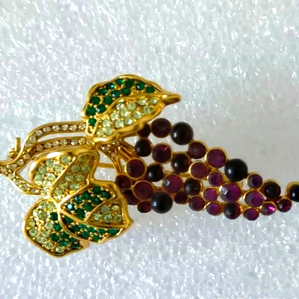 NWOT MMA Purple Grape Brooch